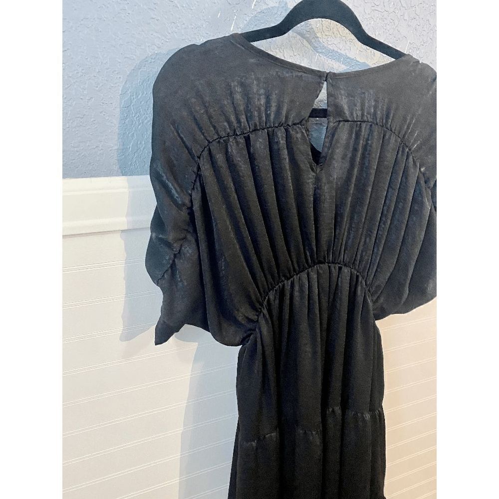 Gibsonlook Women’s Shirred Satin Tiered Midi Dress Black